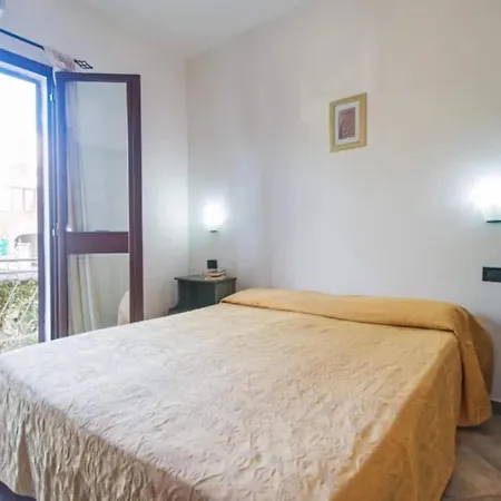 In Meernaehe Auf Sardinien Lägenhet